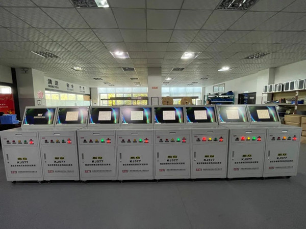 泰斯特——眾志成城戰(zhàn)疫情<div   id=