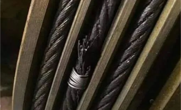 無(wú)知操作，事故誰(shuí)擔(dān)？